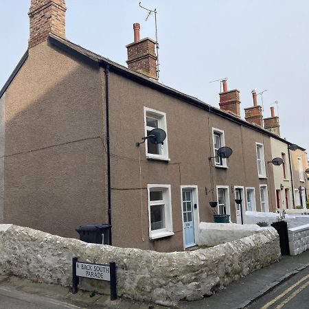 Delightful 3 Bedroomed Cottage In ランディドノー エクステリア 写真
